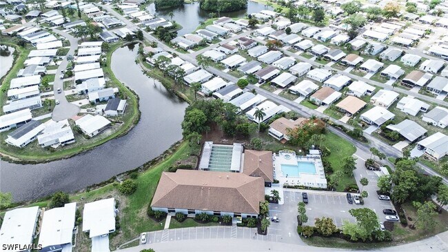 Building Photo - 953 Bunker Hill Dr