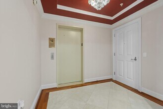 Building Photo - 801 Key Hwy