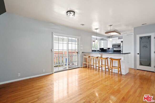 Building Photo - 6122 Strickland Ave