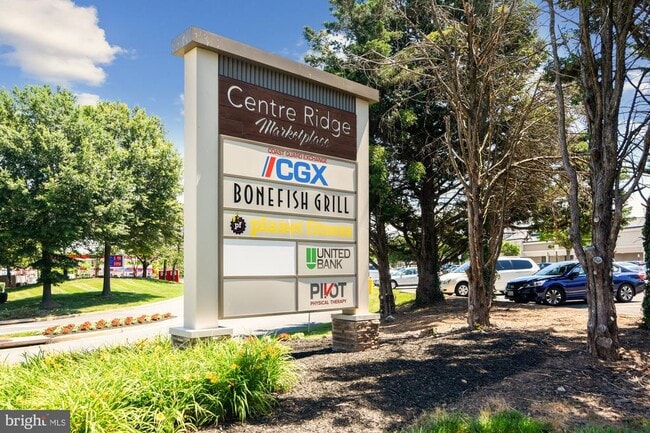 Building Photo - 14301 Grape Holly Grove