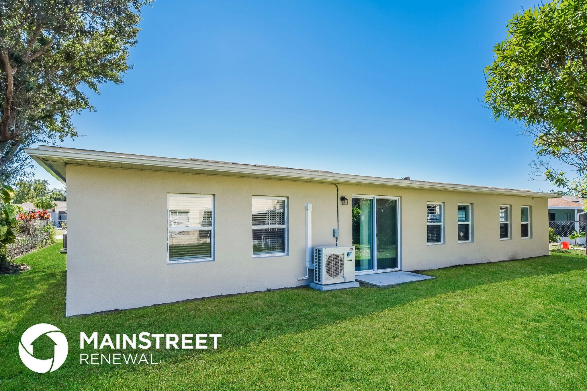 Building Photo - 619 Regency Way