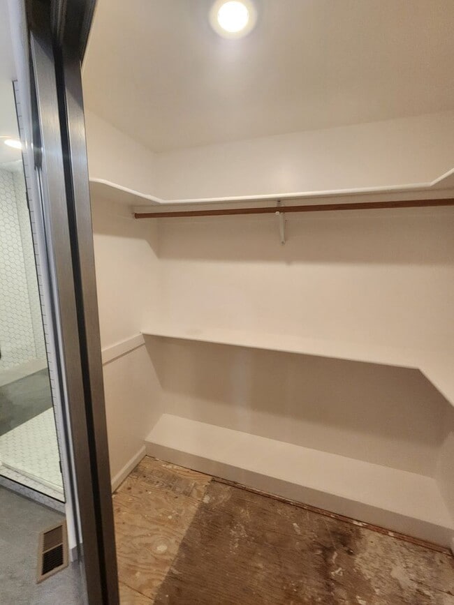 Building Photo - New to the Rental Market! Custom 3 Bdrm Hm w/Garage