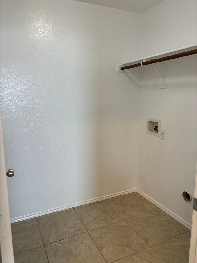 Building Photo - 4/2/2 Keller ISD