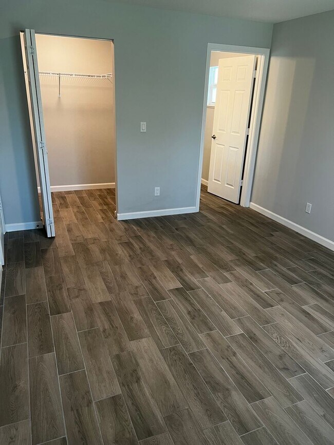 Building Photo - CHARMING 3 BEDROOM, 2 BATH HOME BUILT IN 2022 IN EAST STUART