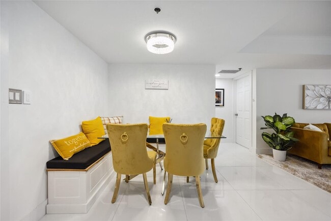 Building Photo - 3525 Sage Rd