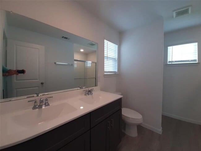 Building Photo - 23926 Escardilla Dr