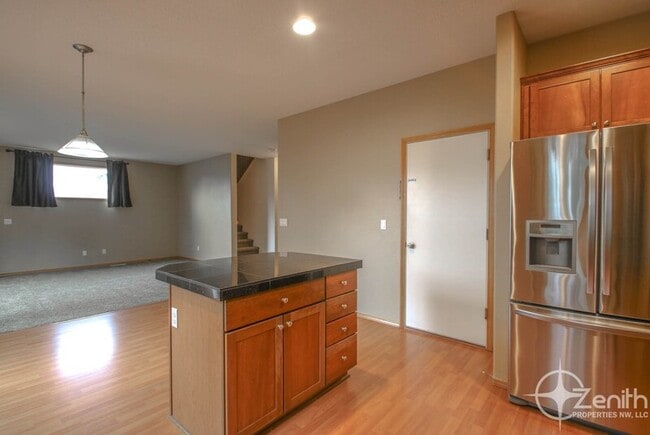 Building Photo - 5408 P St