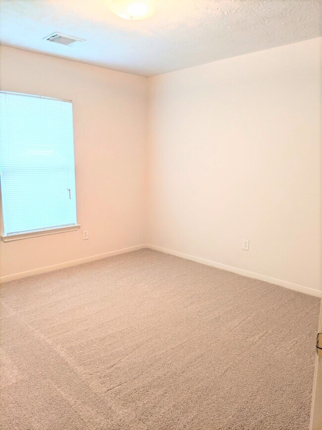 Building Photo - 19031 Telford Way