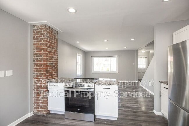 Building Photo - 17932 Neff Rd