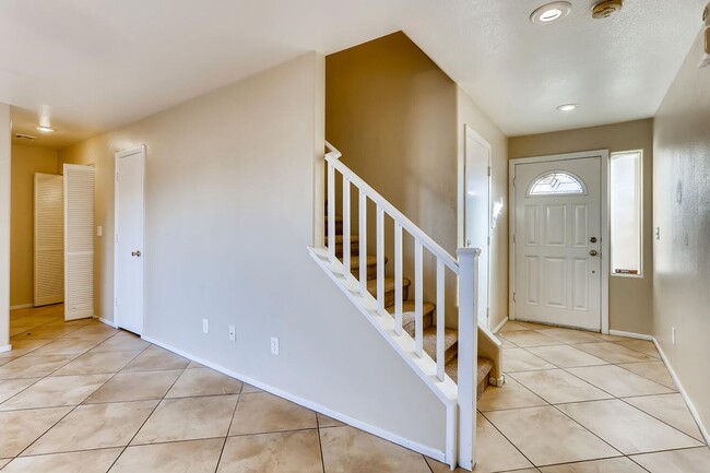 Building Photo - BEAUTIFUL 2 Story Home Near Sunrise Manor!