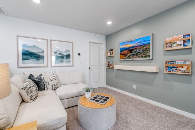 Building Photo - 1566 N Summer Spgs Cv