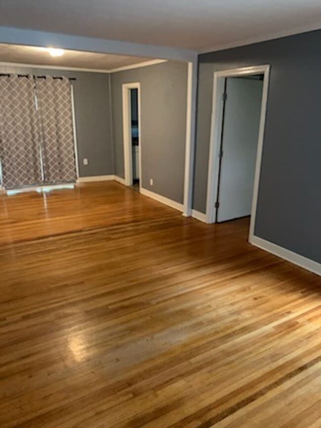 Building Photo - 4516 E Dearing Rd