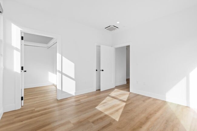 Building Photo - 1200 Danmann Ave