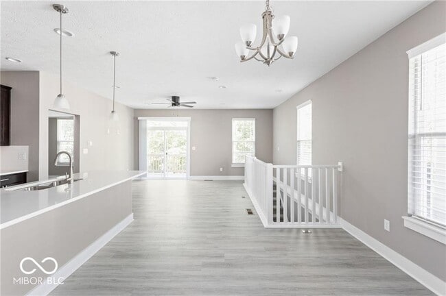 Building Photo - 14450 Treasure Creek Ln