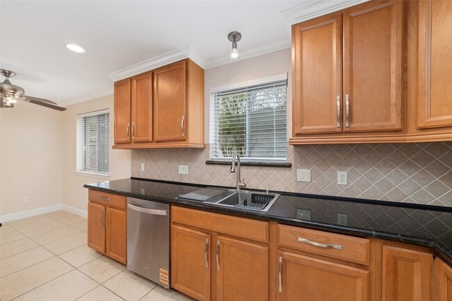 Building Photo - 5643 Cheena Dr