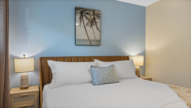 Building Photo - 79 S Brevard Ave