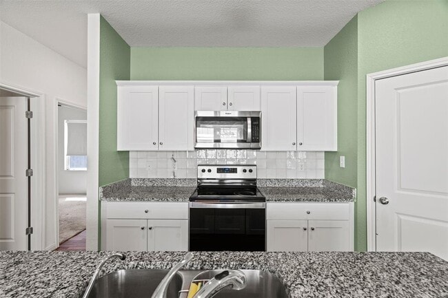 Building Photo - 14705 Shooter McGavin Dr