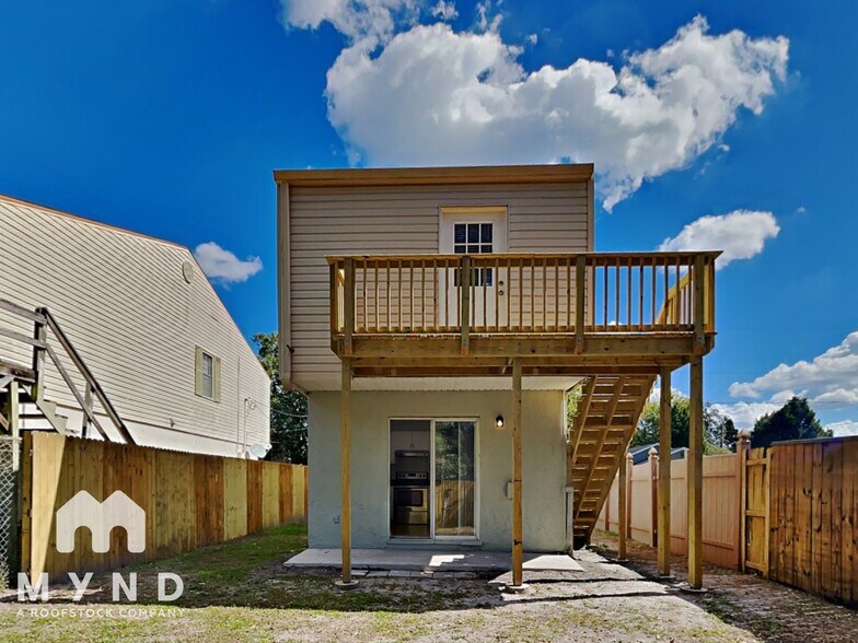 Building Photo - 10208 N Ojus Dr