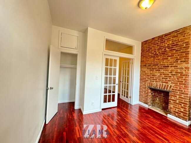 Building Photo - 647 Prospect Pl