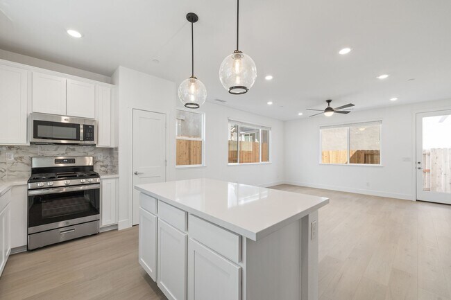 Building Photo - 465 Prosecco Wy