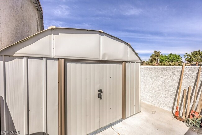 Building Photo - 7520 Barbie Ave