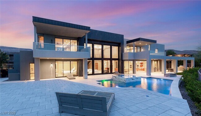 Building Photo - 98 Sun Glow Ln