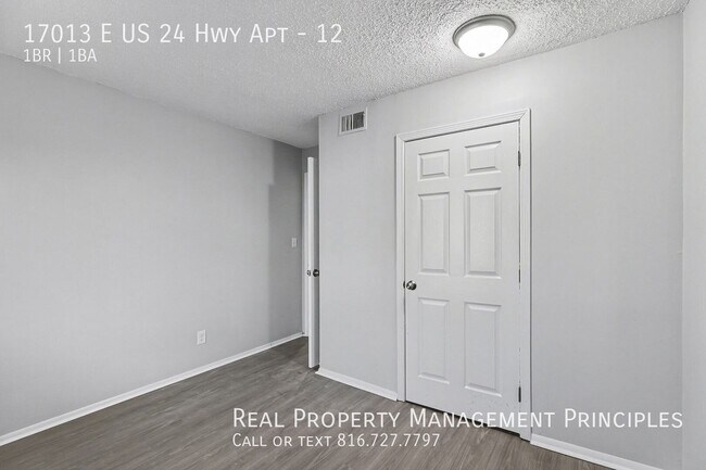 Building Photo - 17013 E US 24 Hwy Apt-12