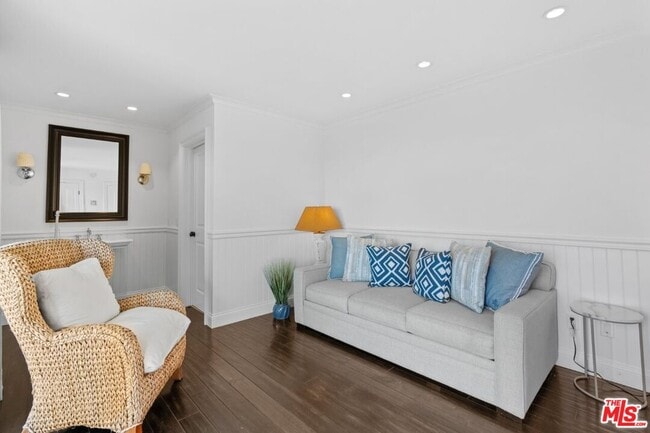 Building Photo - 29700 Zuma Bay Way