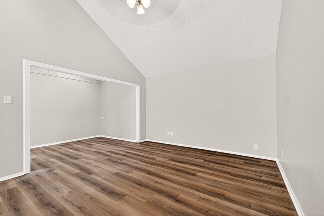 Building Photo - 13215 Vista Oro Dr