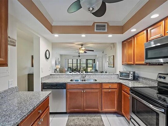 Building Photo - 5724 PUERTA DEL SOL Blvd