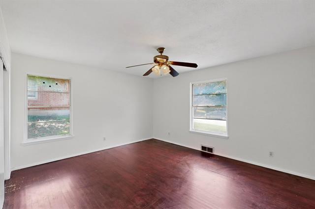 Building Photo - 2612 Ashley Dr