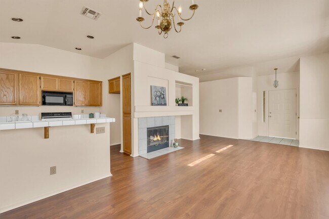 Building Photo - 8566 Aspen Brook Way