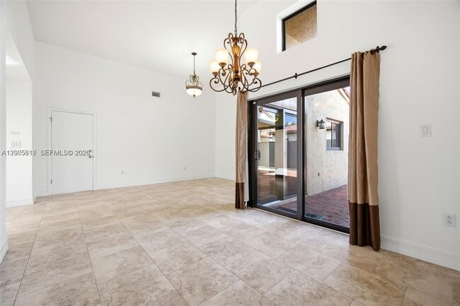 Building Photo - 561 SW 87th Ct