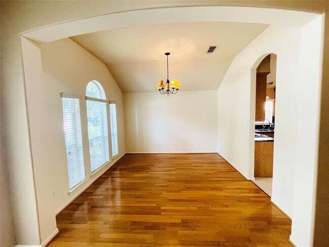 Building Photo - 3022 Texas Trail Ln