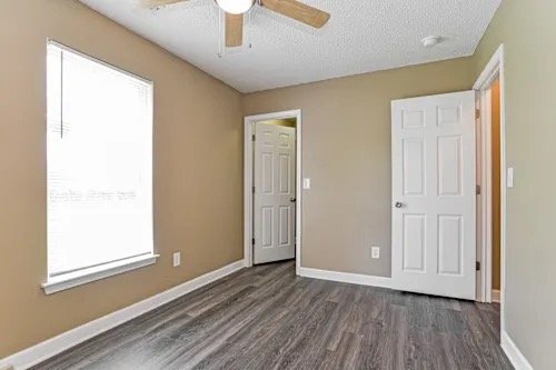 Building Photo - 848 Anchor Way NE