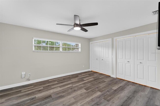 Building Photo - 1472 Byram Dr