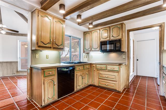 Building Photo - 1137 Mill Springs