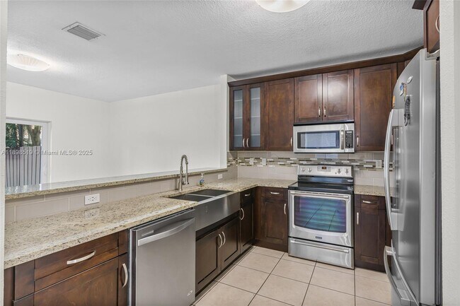 Building Photo - 21455 SW 86th Pl