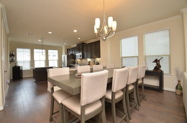 Building Photo - 10709 Madden Oaks Pl