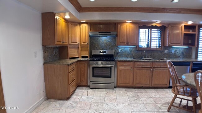 Building Photo - 4719 Frankfort Ave