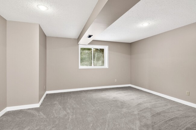 Building Photo - 3463 Blackwood Dr