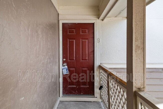 Building Photo - 6748 Willowbrook Dr