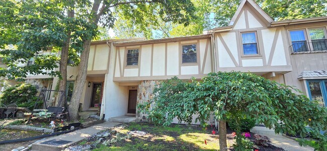 Building Photo - 620 Jaeger Ct