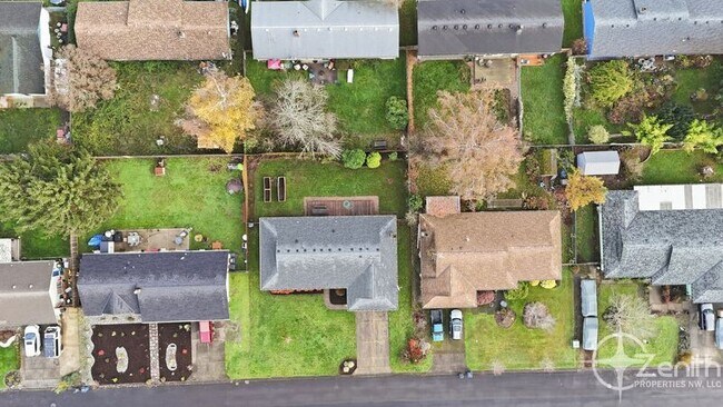 Building Photo - 9507 NW 18th Ave