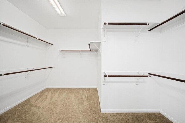 Building Photo - 4663 Rockton Hills Ln