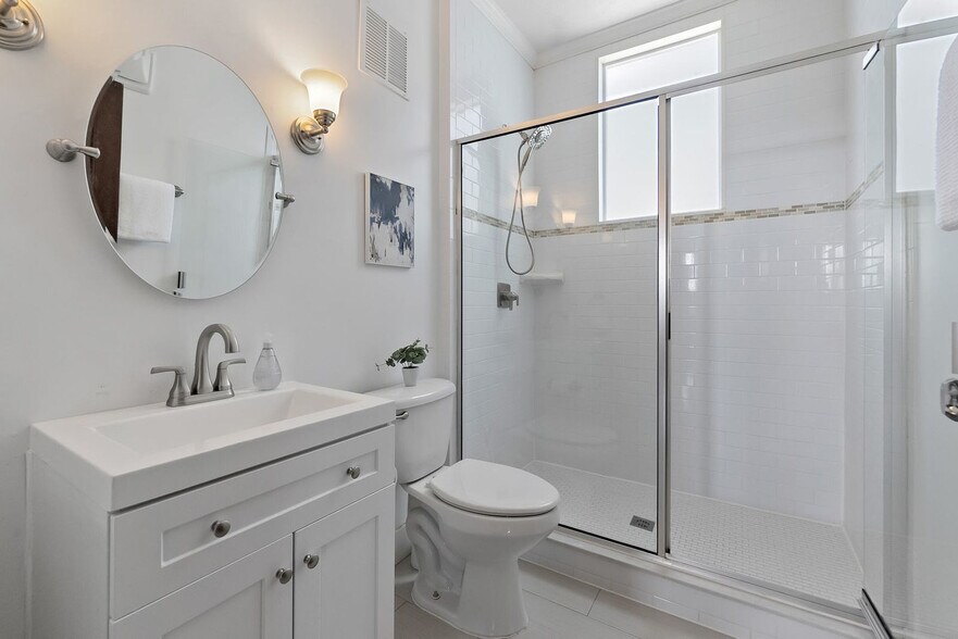 Building Photo - 116 San Marco Ave