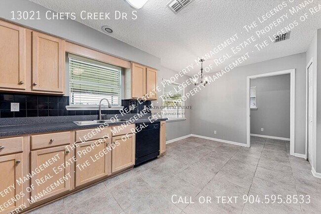 Building Photo - 13021 Chets Creek Dr S