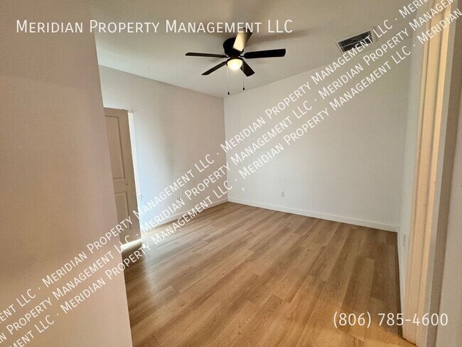 Building Photo - 5723 Kemper St