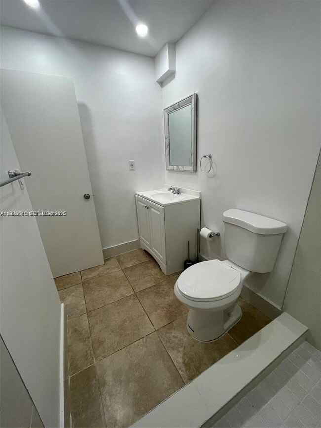 Building Photo - 8607 SW 68th Ct