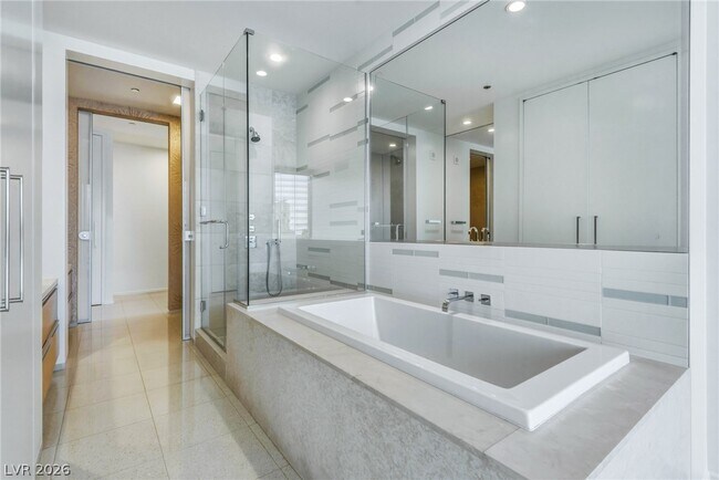 Building Photo - 3726 S Las Vegas Blvd